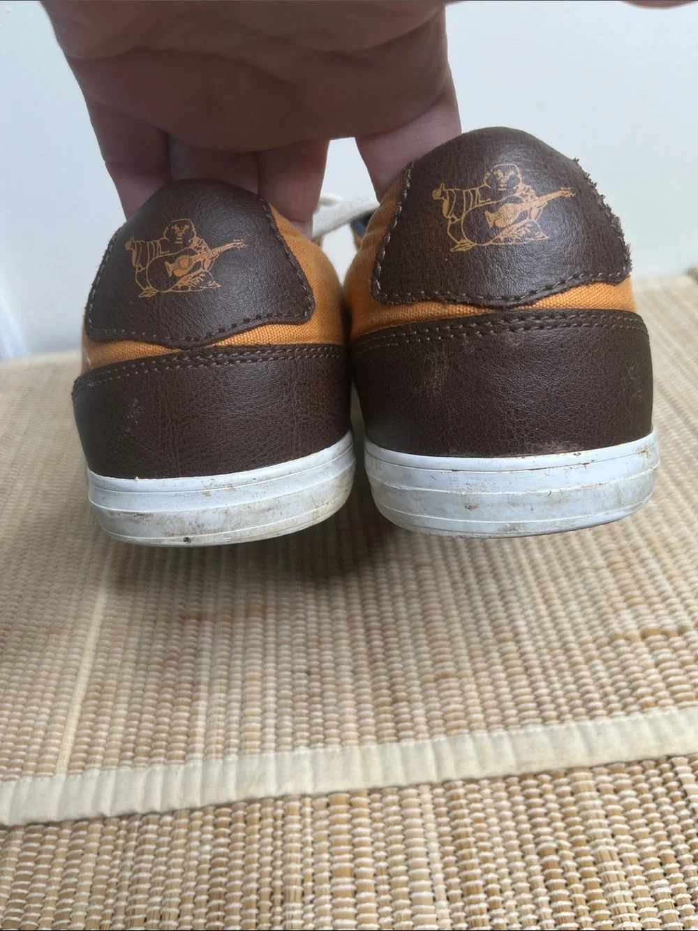 True Religion Sneakers Ace Low Canvas Lace Up Size 10.5